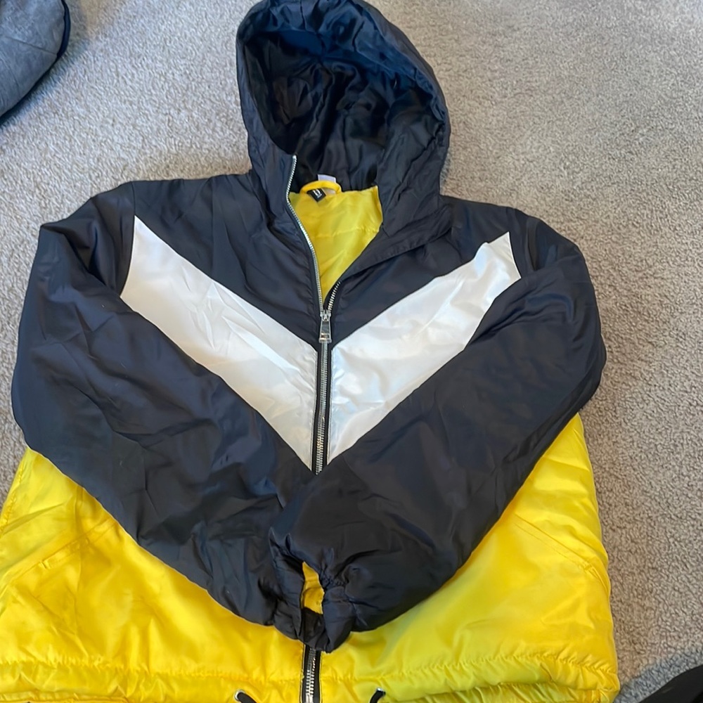 H&M DIVIDED multicolor puffer/ski jacket